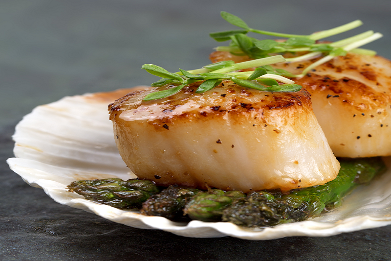 10/20 Scallops - Creamy richness and mild sweetness.